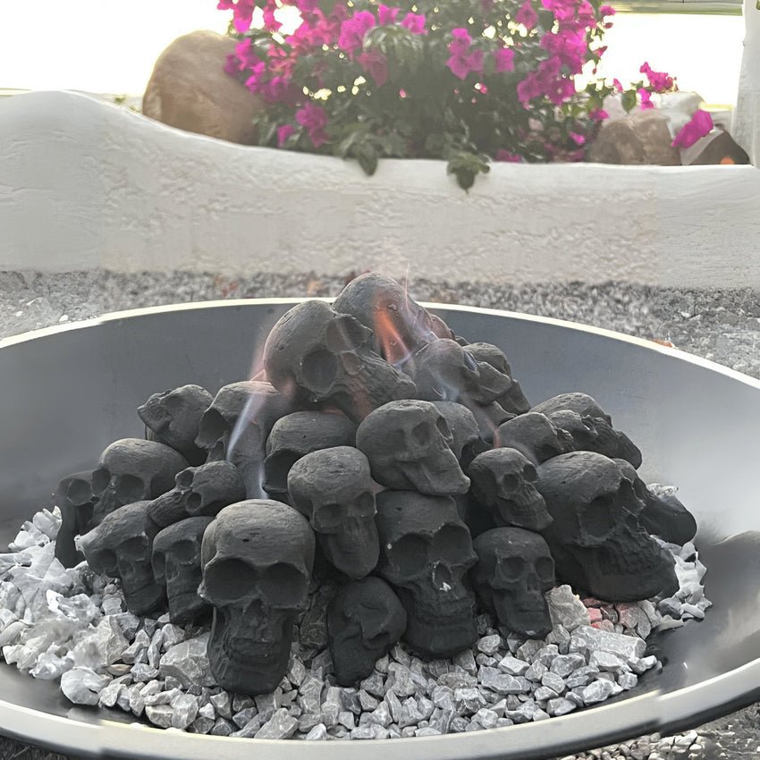 Ceramic Skulls for Fire Pit, Outdoor Fire Tables, 7pcs Reusable Spooky Imitated Human Skull Gas Log for Party, Bonfire,Campfires,Fireplaces, 3.1 inch - 7DAY'S