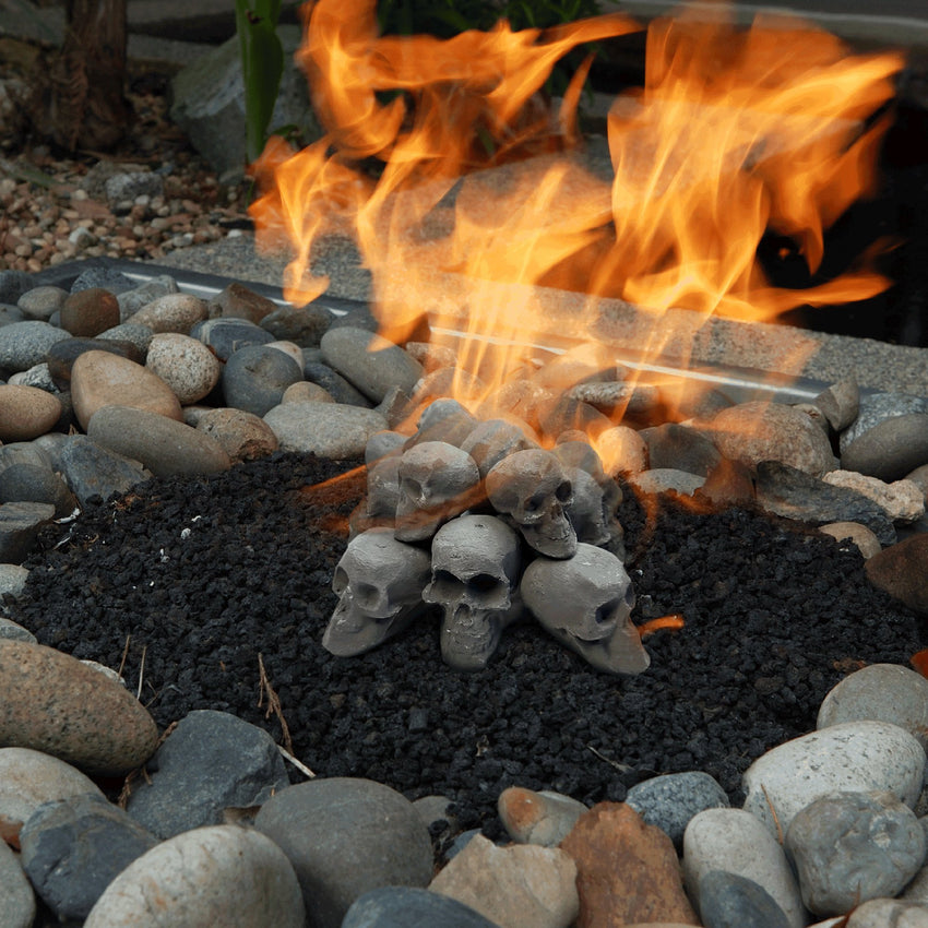 Ceramic Skulls for Fire Pit, Outdoor Fire Tables, 7pcs Reusable Spooky Imitated Human Skull Gas Log for Party, Bonfire,Campfires,Fireplaces, 3.1 inch - 7DAY'S